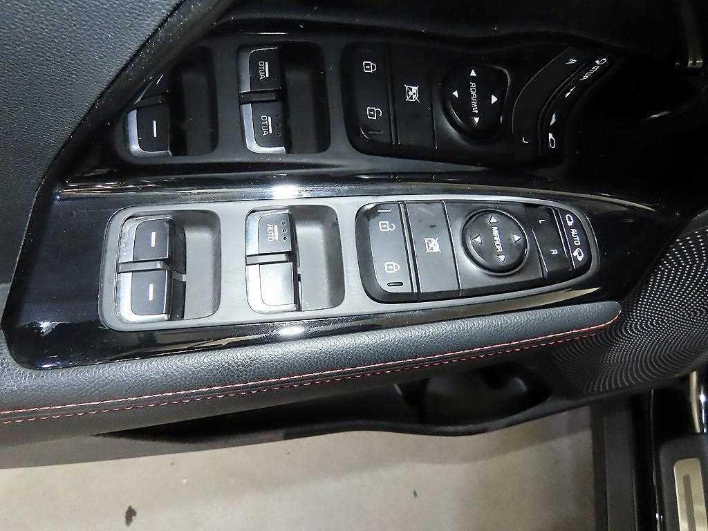 Kia Niro — photo 13