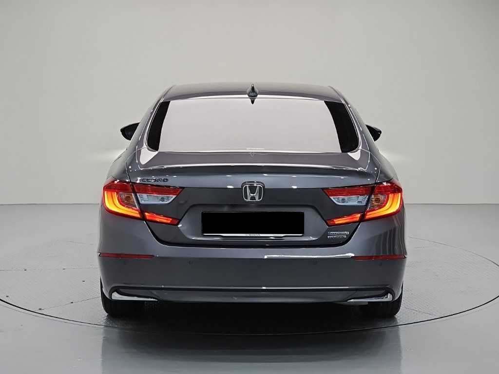 Honda Accord — photo 03