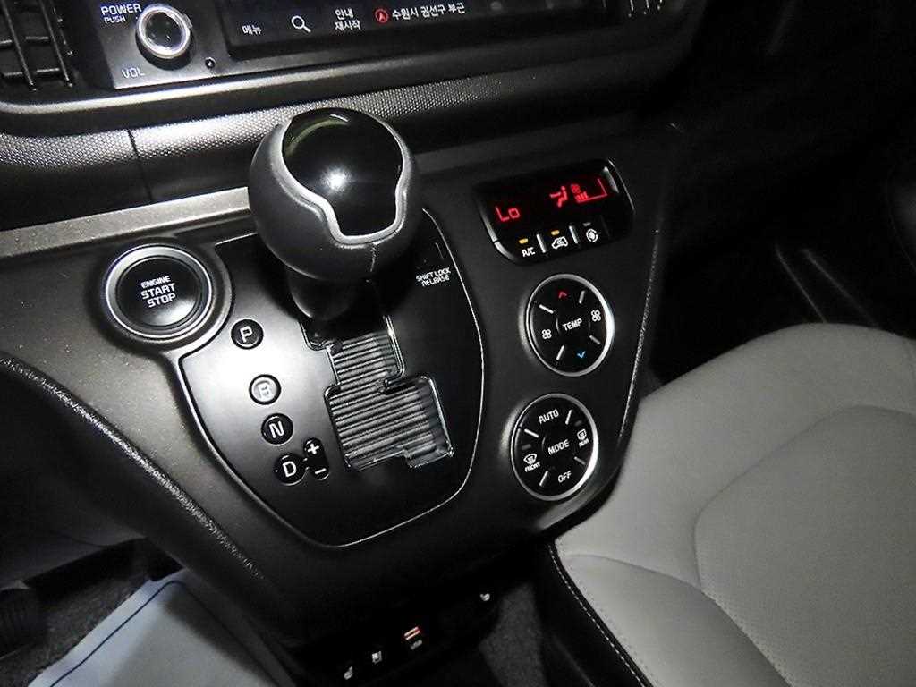 Kia RAY — photo 12