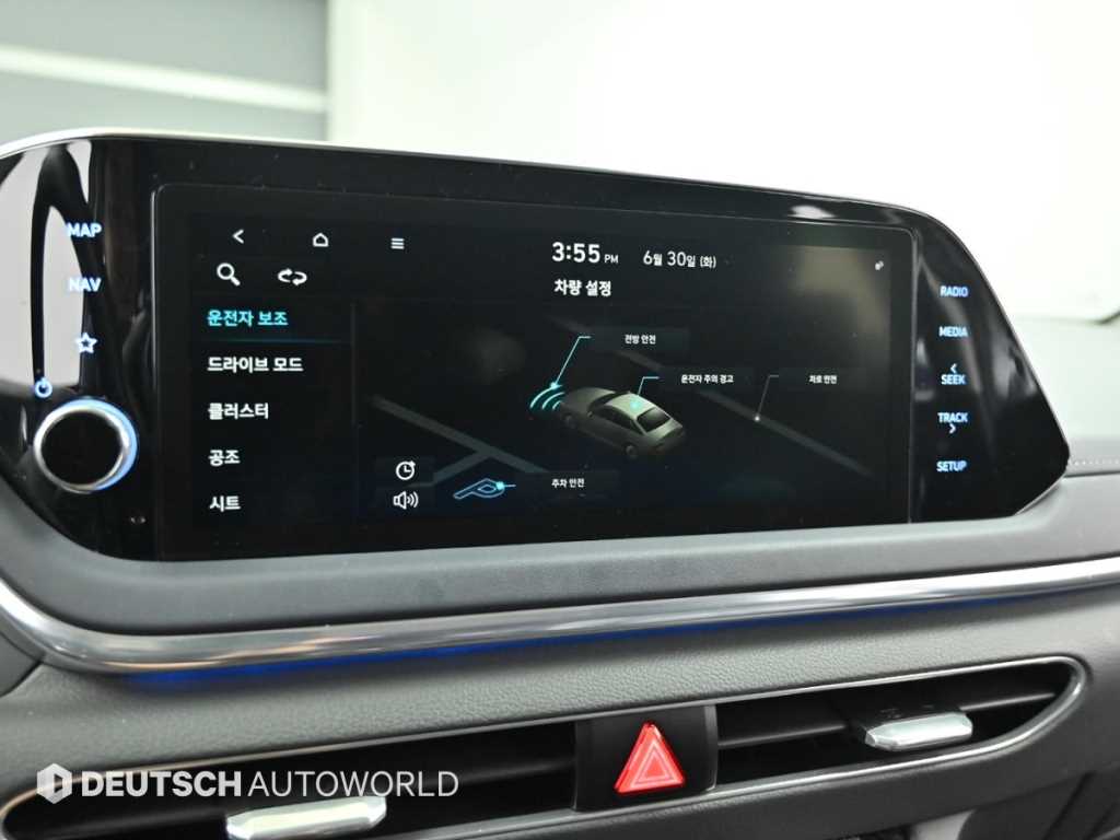 Hyundai Sonata — photo 17