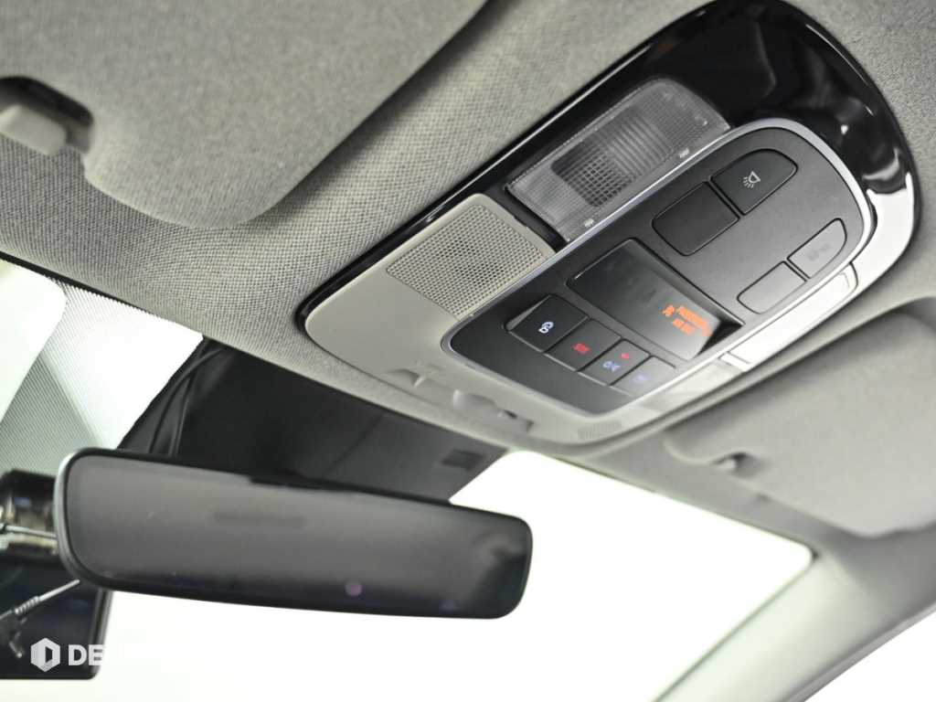 Hyundai Sonata — photo 18
