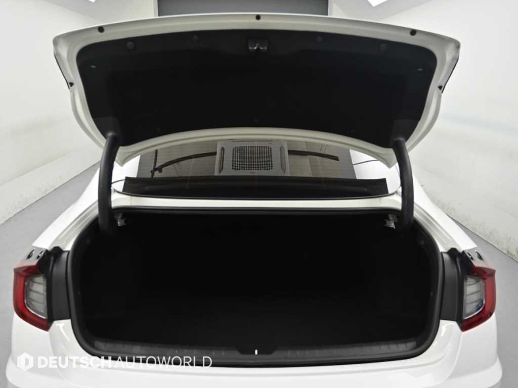 Hyundai Sonata — photo 19