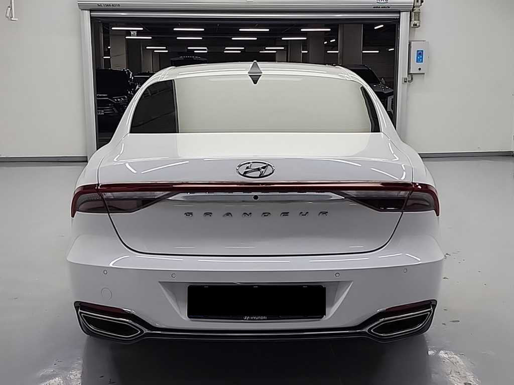 Hyundai Grandeur — photo 03