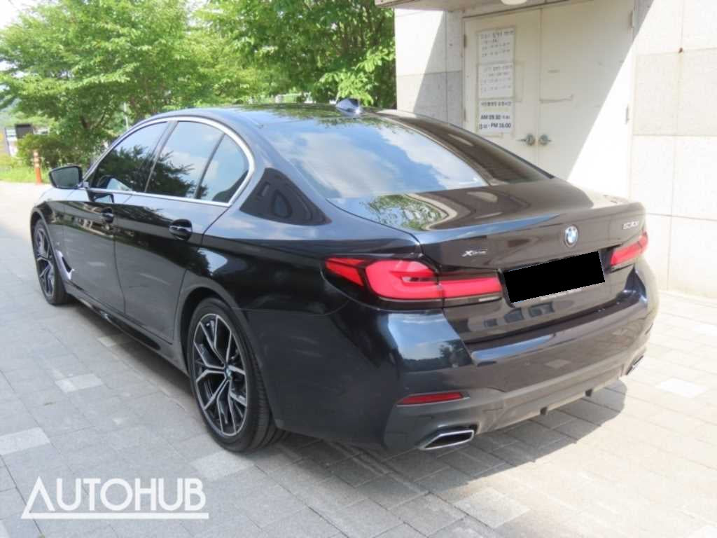 BMW 5-Series — photo 04