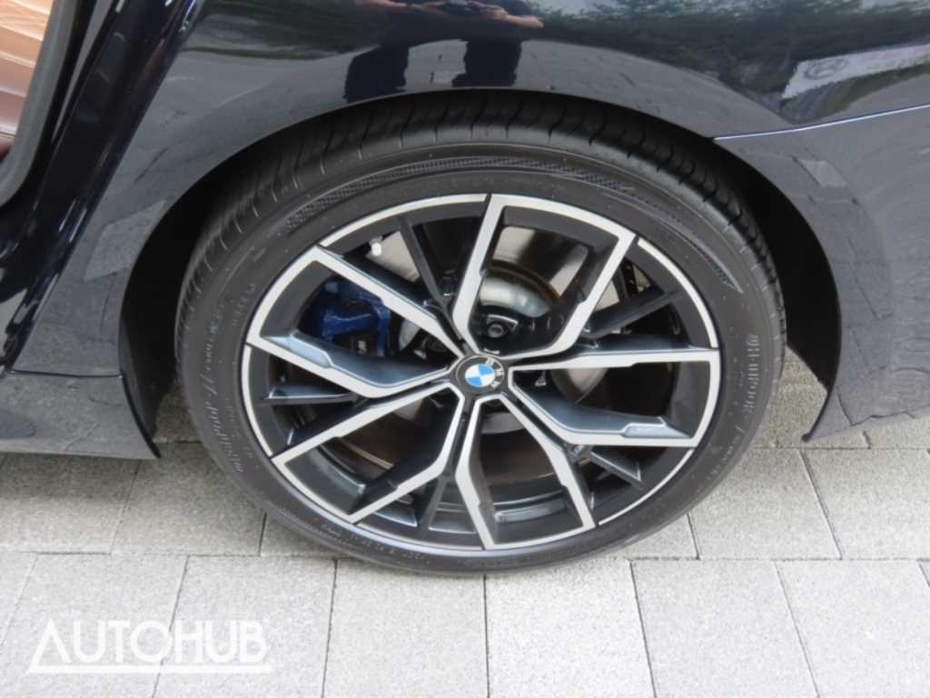 BMW 5-Series — photo 17