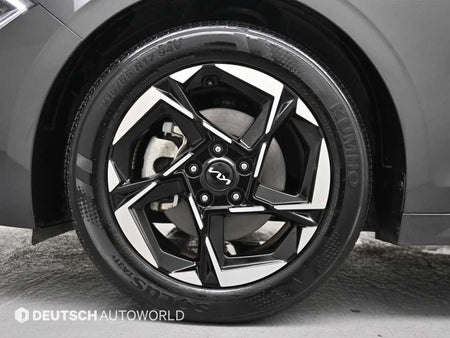 Kia K5 — photo 05