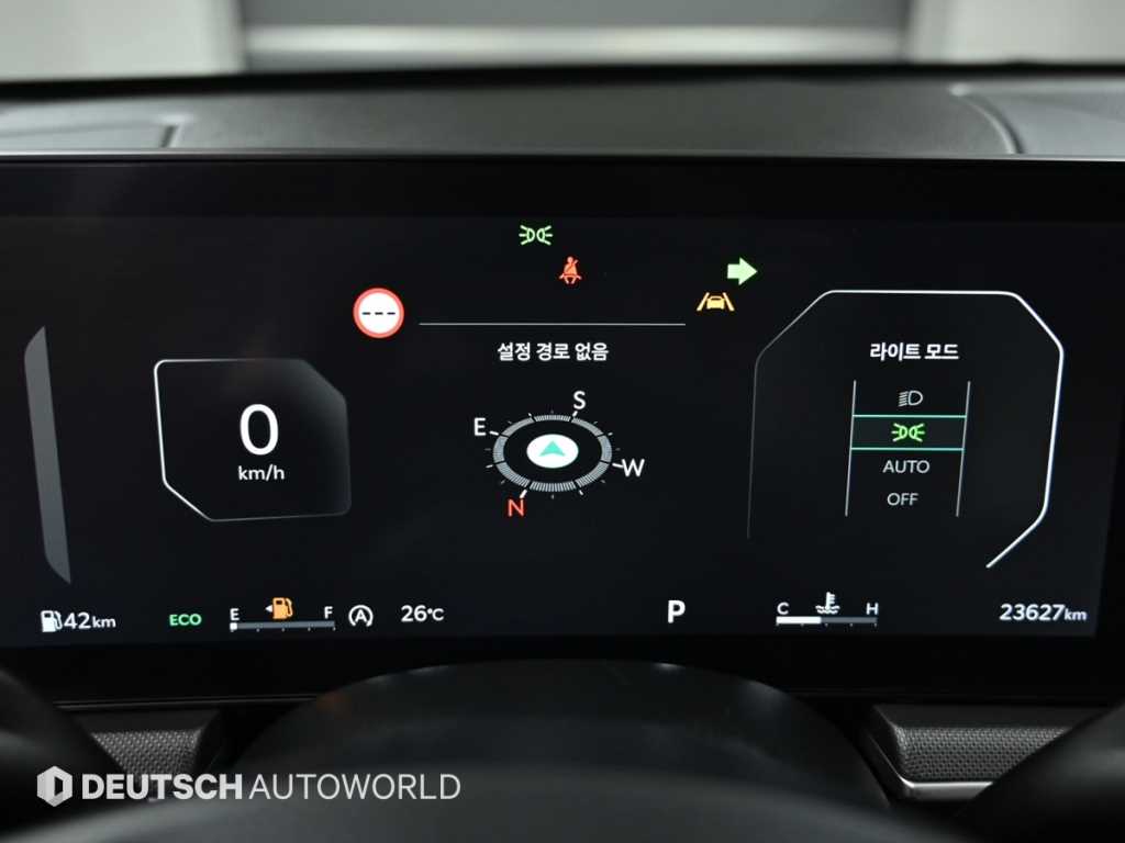 Kia K5 — photo 08
