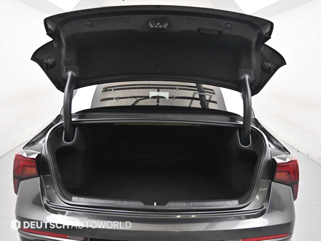 Kia K5 — photo 19