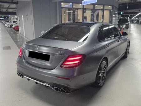 Mercedes-Benz E-Class — photo 05
