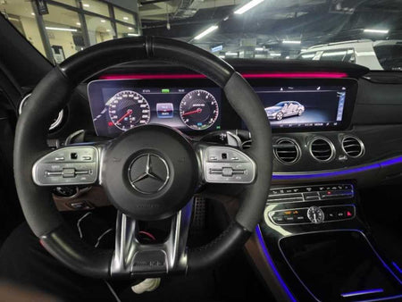 Mercedes-Benz E-Class — photo 13