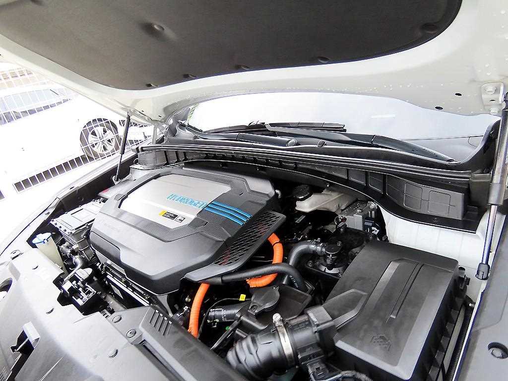 Hyundai Nexo — photo 19