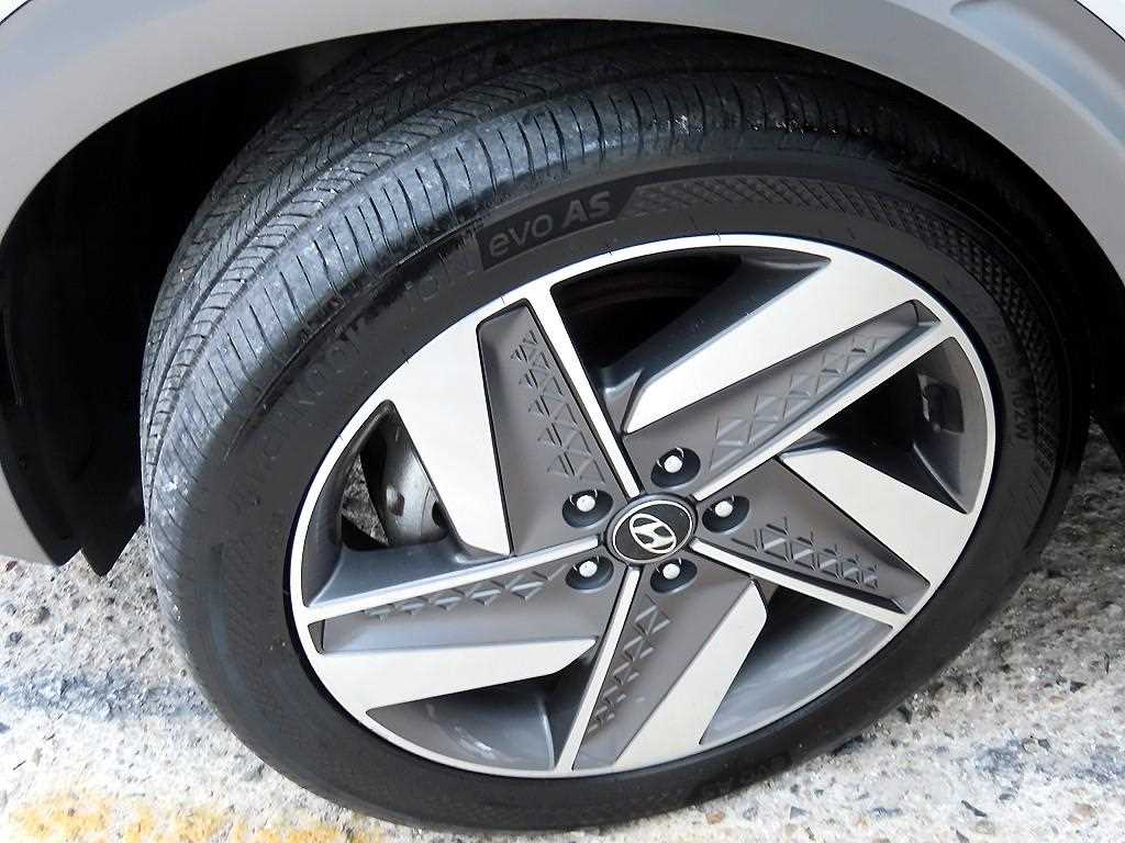Hyundai Nexo — photo 20