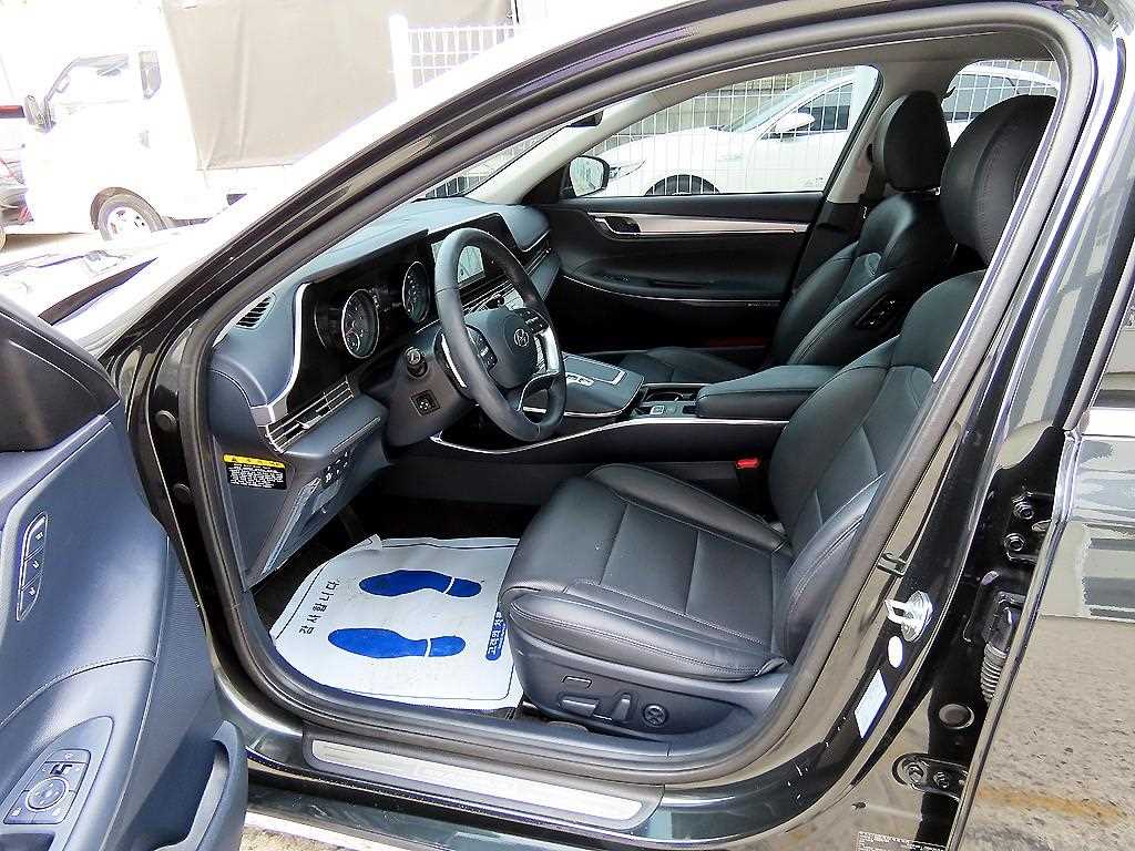 Hyundai Grandeur — photo 05