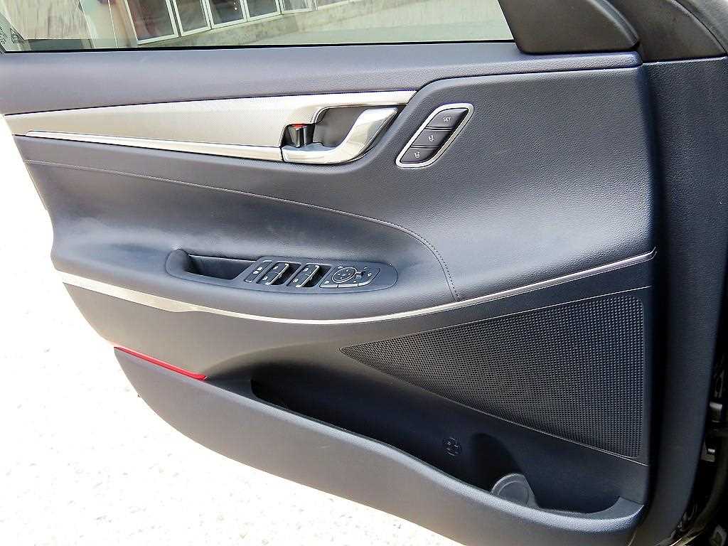Hyundai Grandeur — photo 11