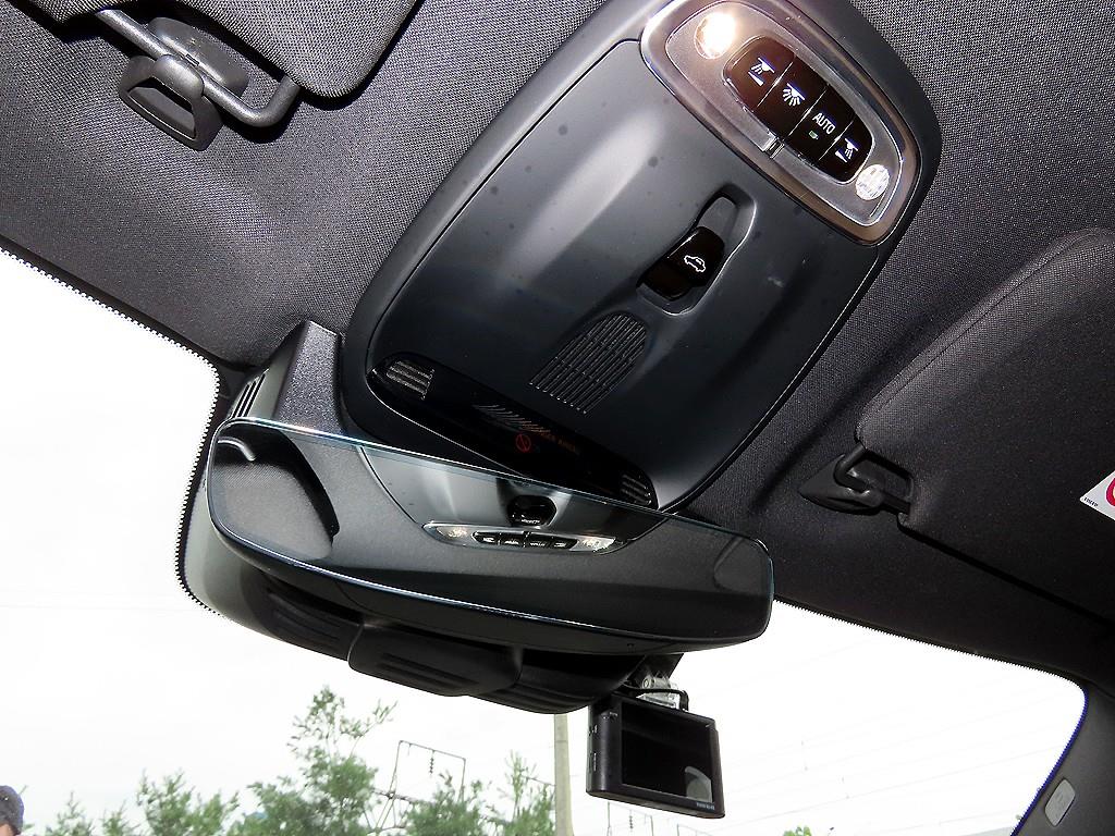 Volvo XC90 — photo 15