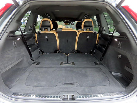 Volvo XC90 — photo 17