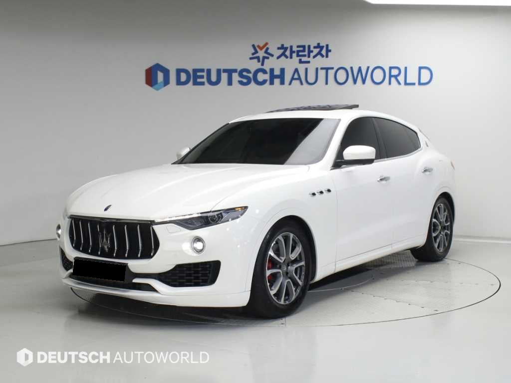 Maserati Levante — photo 01