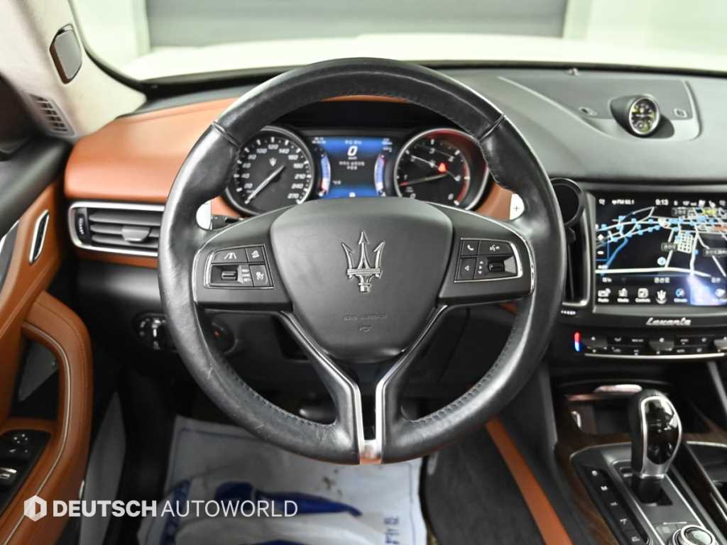 Maserati Levante — photo 13