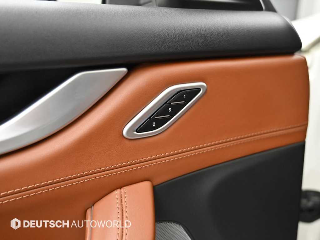 Maserati Levante — photo 17