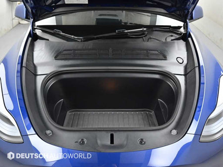 Tesla Model Y — photo 06
