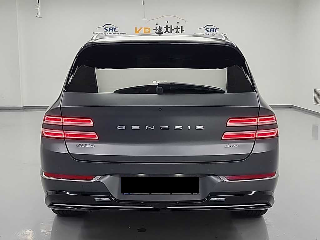 Genesis GV80 — photo 03