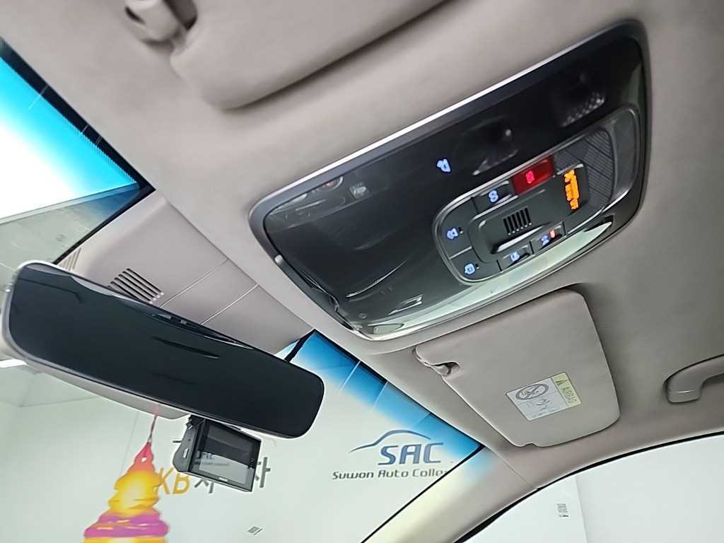 Genesis GV80 — photo 17