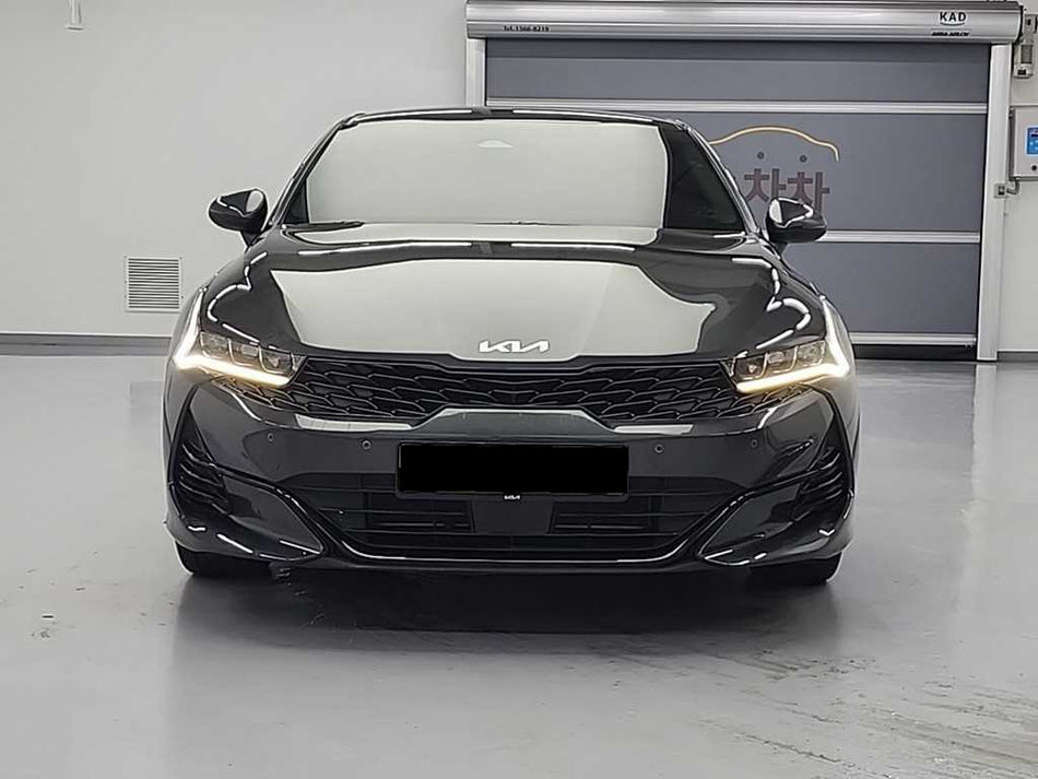 Kia K5 — photo 02
