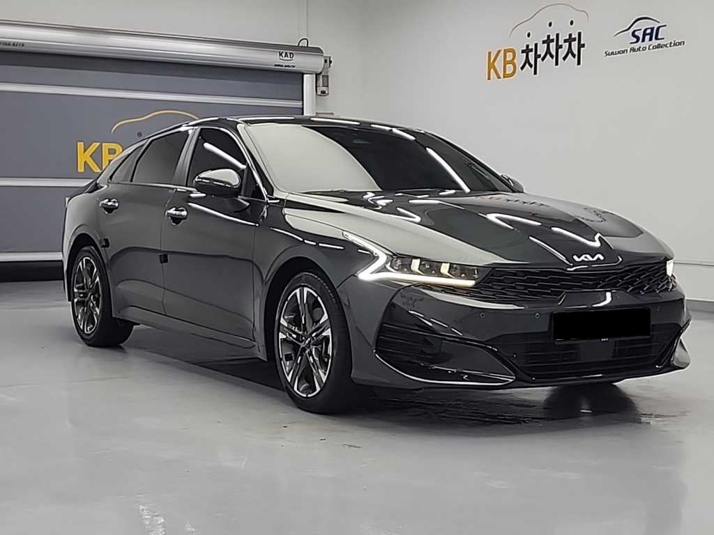 Kia K5 — photo 04