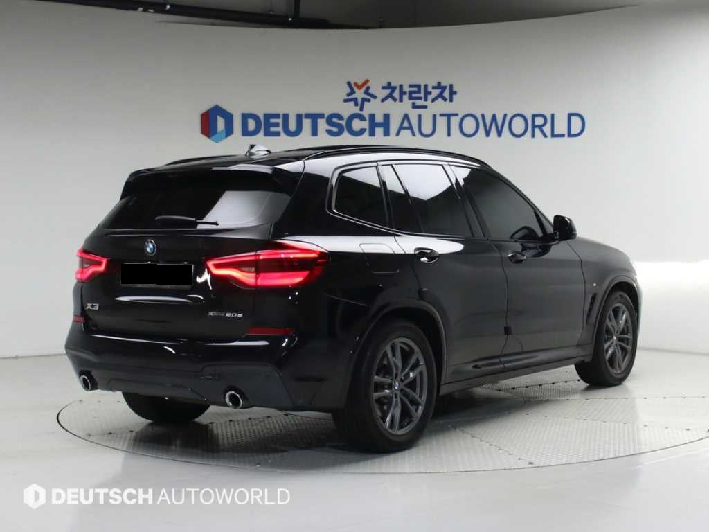 BMW X3 — photo 02