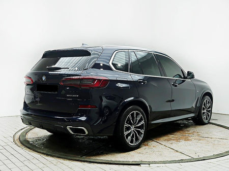 BMW X5 — photo 04