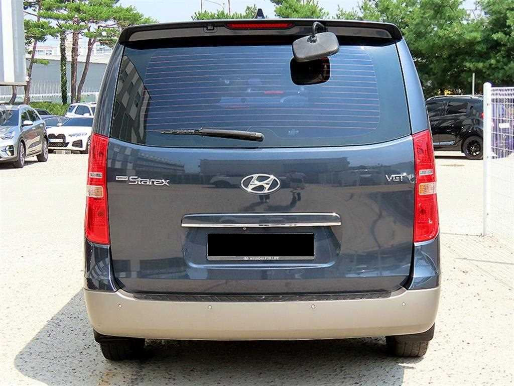 Hyundai Starex — photo 04