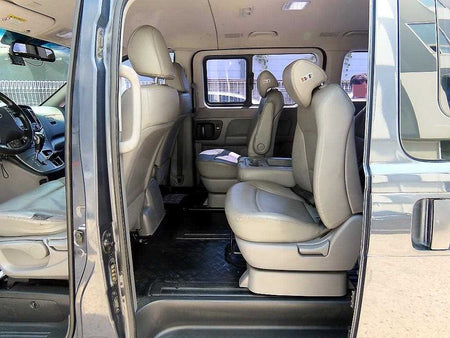 Hyundai Starex — photo 06