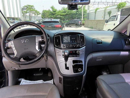 Hyundai Starex — photo 08