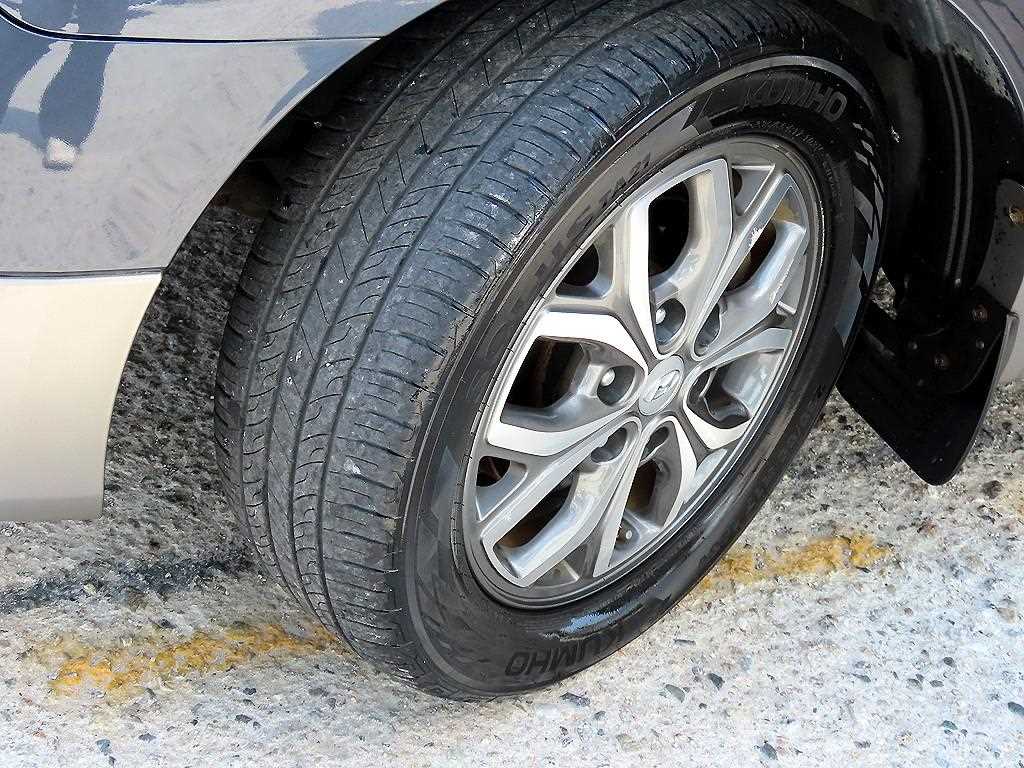 Hyundai Starex — photo 19