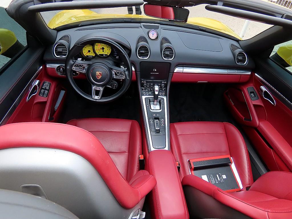 Porsche 718 — photo 10