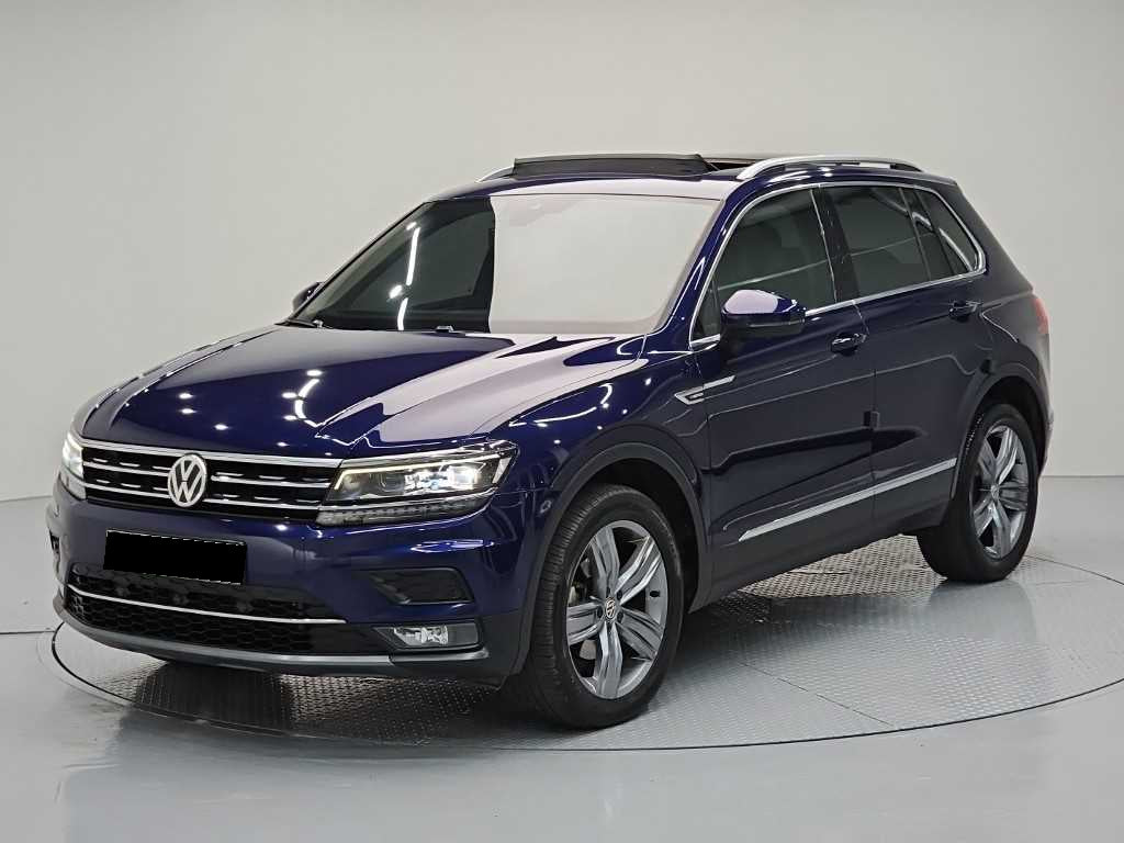 Volkswagen Tiguan — photo 01