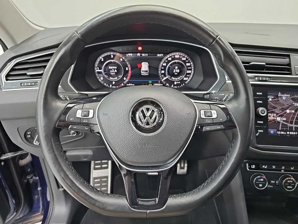 Volkswagen Tiguan — photo 09
