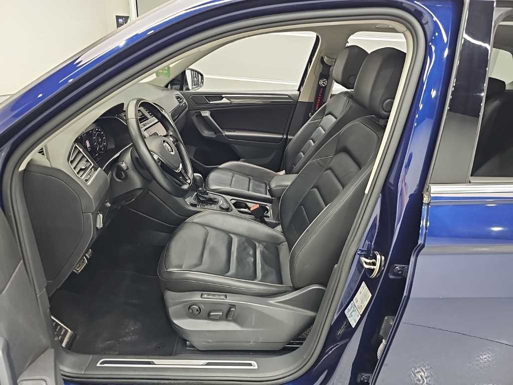 Volkswagen Tiguan — photo 11