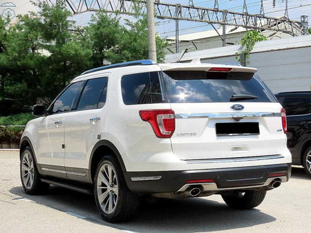 Ford Explorer — photo 03