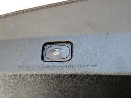 Ford Explorer — photo 17