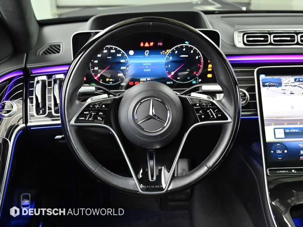 Mercedes-Benz S-Class — photo 13