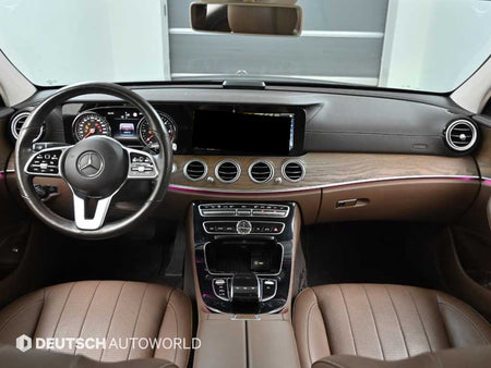 Mercedes-Benz E-Class — photo 07