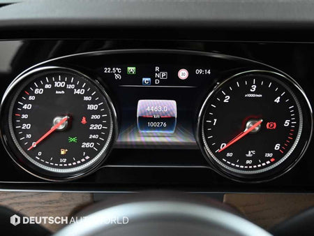 Mercedes-Benz E-Class — photo 08