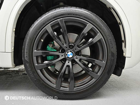 BMW X5 — photo 05