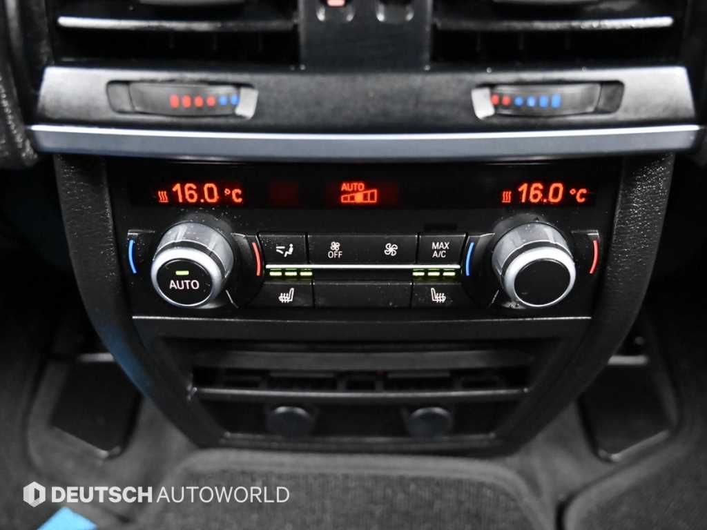 BMW X5 — photo 16