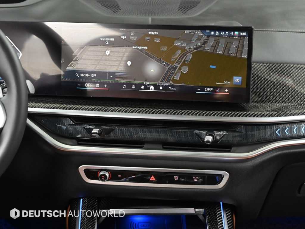 BMW X7 — photo 14