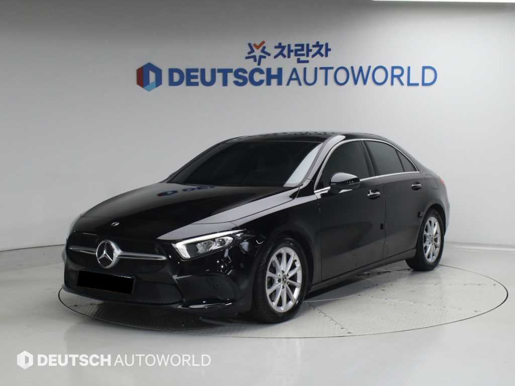 Mercedes-Benz A-Class — photo 01
