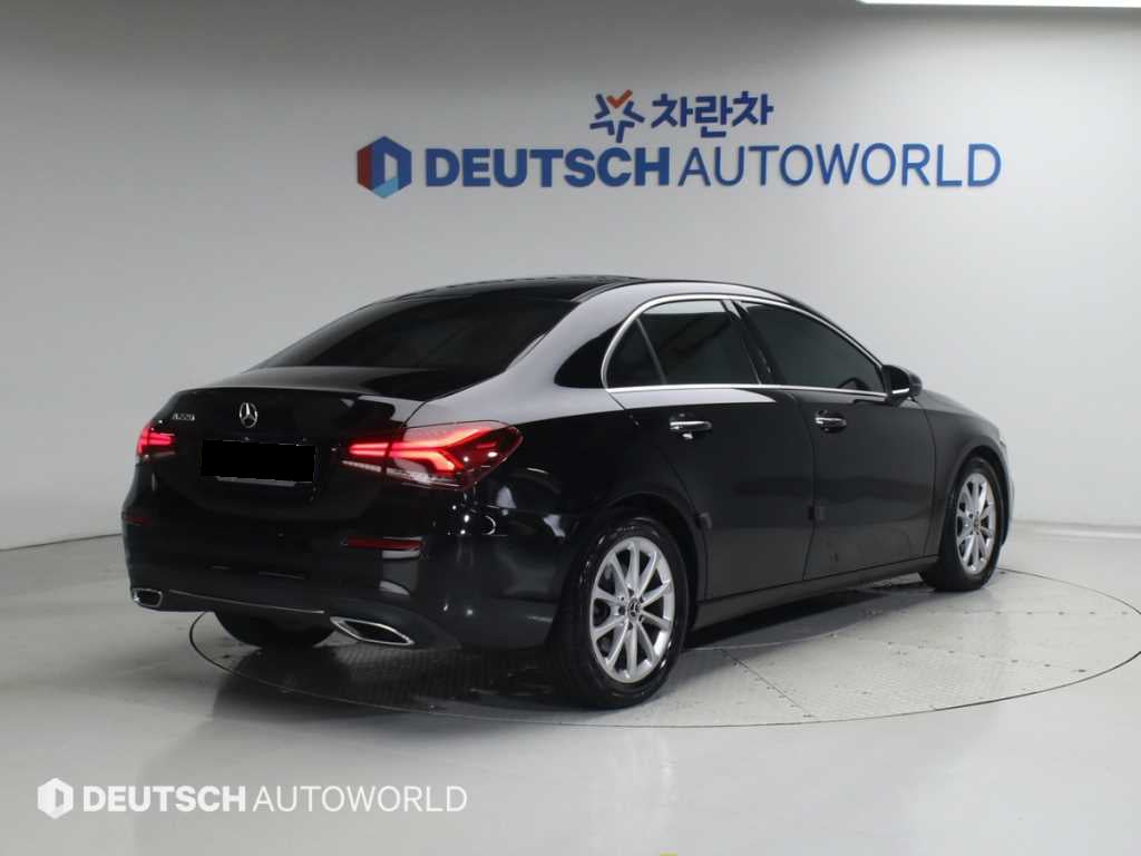 Mercedes-Benz A-Class — photo 02