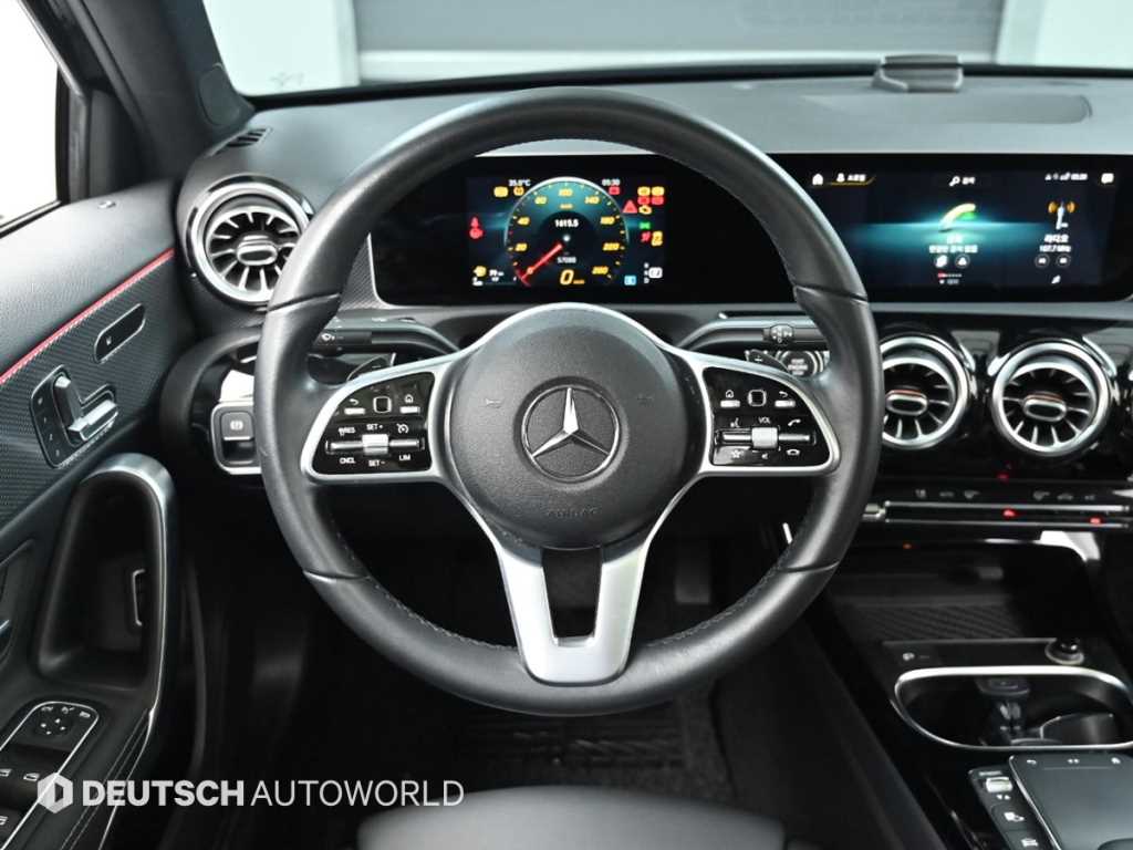 Mercedes-Benz A-Class — photo 13