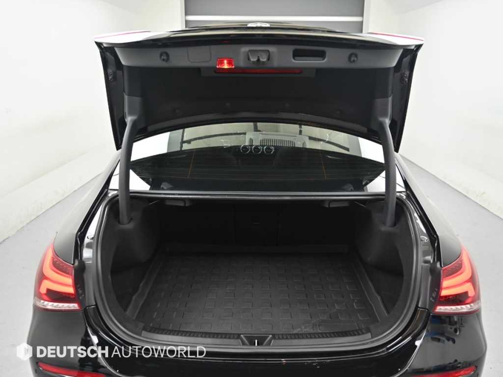 Mercedes-Benz A-Class — photo 19